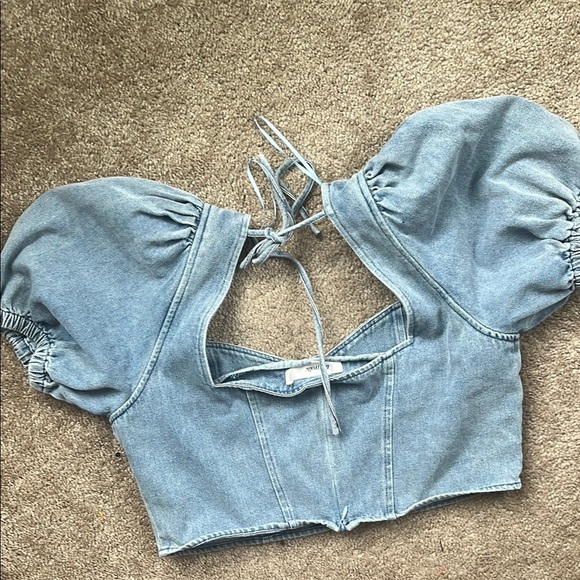 ASOS Light Blue Denim Crop Top - Picture 2 of 5